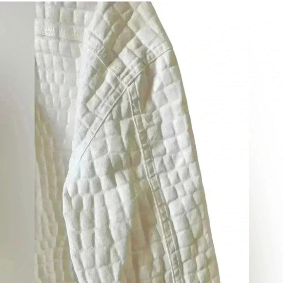 Good American Shiny Croc Print Oversized White Button Up Shacket - Picture 8 of 14